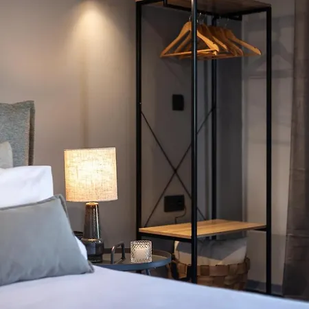 Calmar Boutique Villa
